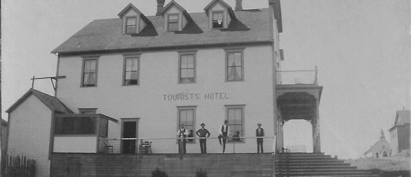 Bird Rock Hotel - Historical Photo